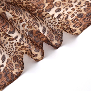 Nuovo scialle <span class=keywords><strong>donna</strong></span> con stampa leopardo animale Hijab <span class=keywords><strong>sciarpa</strong></span> 180 taglia grande 90 * - Product Image 4