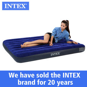 [ SOLDE ] <span class=keywords><strong>Matelas</strong></span> <span class=keywords><strong>Gonflable</strong></span> <span class=keywords><strong>INTEX</strong></span> 64758 Full Classic Downy pour Camping, Bureau, Lit Pliant Individuel, Lit de Voiture - Product Image 2