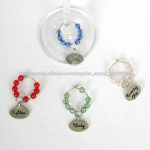 Nombre del vino de cristal encantos identificar su vaso con el nombre de encantos - Product Image 1