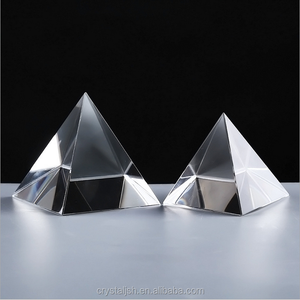 Le fabricant de style le plus récent en gros nouveau style cristal verre triangle egypte cristal <span class=keywords><strong>pyramide</strong></span> - Product Image 2