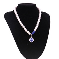 Collier ras du cou personnalisé en alliage métallique avec pendentif Sigma Gamma Rho et chaîne de perles d'imitation, bijou de déclaration pour femmes, idéal pour les fêtes ou comme cadeau, inspiré de la sororité 1922