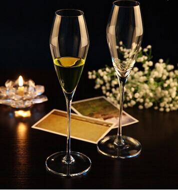 Haonai man blown special designed glass champagne flute