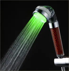Tekanan Tinggi Spa Shower Kepala Negatif Ionic Filter Spray Sprinkler 3 Warna Berubah Genggam LED