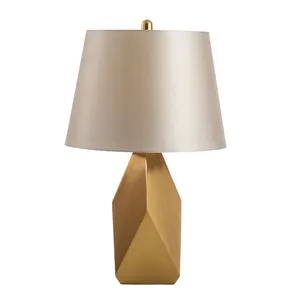 MEEROSEE Wholesale Cheap Modern Desk Lamp CE Approval American Metal Table LightsためHome MD86617