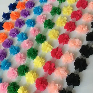 Venta al por mayor ancho 5CM Multicolor 12 flores 3D gasa cinta de encaje para el cabello y vestidos XF03 24 flores por yarda