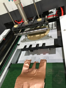Machine à sceller ligne de production de sacs en plastique servomoteur sac d'impression de t-shirt fabrication entièrement automatique de plastique continu