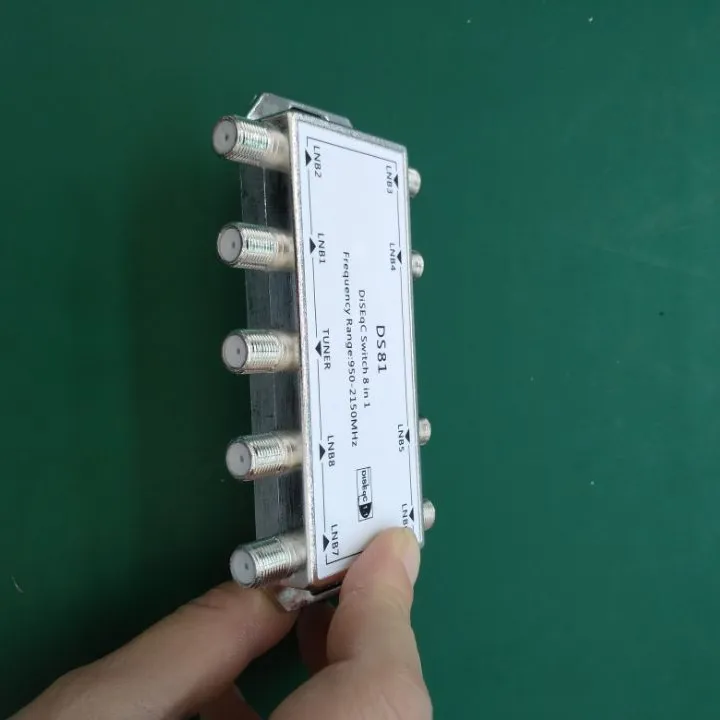 Conmutador DiSEqC 8x1 Para Satélite – Carcasa De Zinc Niquelada, Baja Pérdida, Compatible Con Receptores DiSEqC 1.0/1.1, Entrada 8 Satélites Y Salida 1 Receptor