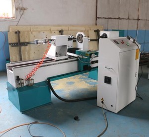 Máquina de tornos para hacer <span class=keywords><strong>palos</strong></span> de <span class=keywords><strong>madera</strong></span> redondos utilizada para patas torneadas - Product Image 2