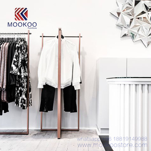 Soporte de exhibición de vestido de oro rosa de tubo <span class=keywords><strong>cuadrado</strong></span> de Metal de tara para tienda de venta al por menor - Product Image 1