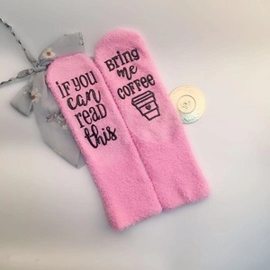 Divertido Rosa antideslizante puedes leer esto Bring Me Coffee Crew calcetines de alta calidad de punto Casual tejido Logo Cupcake regalo embalaje - Product Image 3