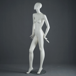 Manekin Wanita Full Body Ramping Dada, Pakaian Tampilan Payudara Seksi Putih Posing Wajah Abstrak - Product Image 5
