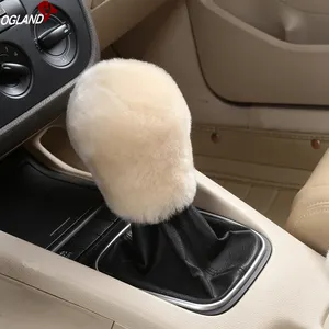 Nouvelle Promotion Luxe Moelleux Fourrure de Changement De Vitesse de Voiture Sélecteur De Niveau Bâton Bouton Couverture Pour Auto Accessoire Australien En Peau De Mouton Mérinos