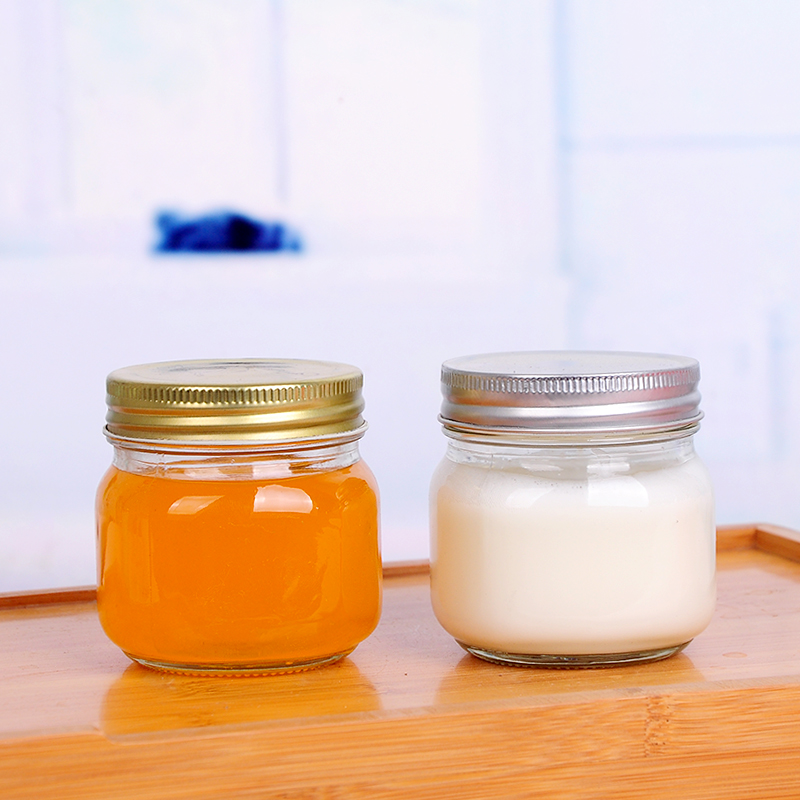 150ml~750ml Clear glass bottle glass jar with tin lid/glass beverage jar.