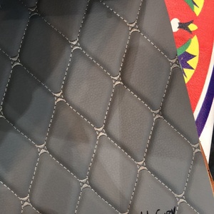 Éponge matelassée PVC similicuir broderie faux <span class=keywords><strong>cuir</strong></span> pour couverture de voiture et fabrication de plancher de voiture - Product Image 1
