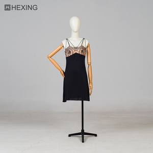 Maniquí de busto con articulaciones móviles, brazos de madera - Product Image 4