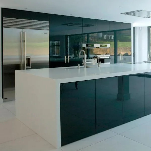 Luxury kitchen design, white lacquer kitchen cabinet, shiny high gloss kitchen cabinets