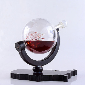 Décanteur de whisky globe gravé 850ML - Product Image 2
