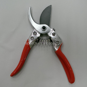 Tijeras de Jardín para Podar - Diseño de Bypass con Empuñadura Antideslizante de Acero al Carbono Recubierto de Plástico - Product Image 4