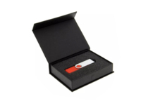 Boîte-cadeau de luxe personnalisée en carton rigide à rabat noir à fermeture magnétique estampage en or avec inserts