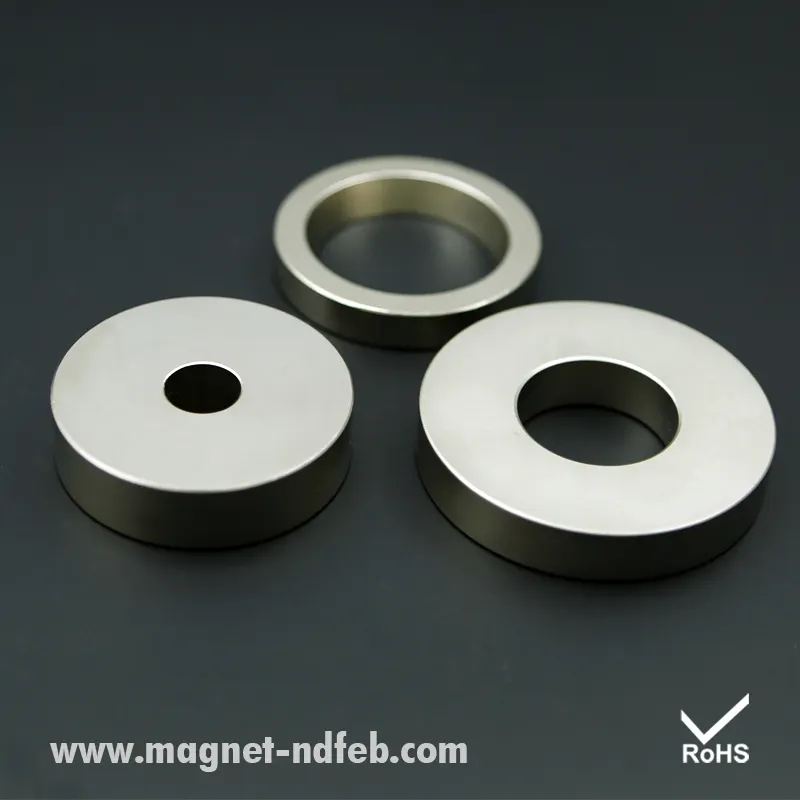 Super strong big large diametrically ferrite ring magnet wikipedia for magnet foot