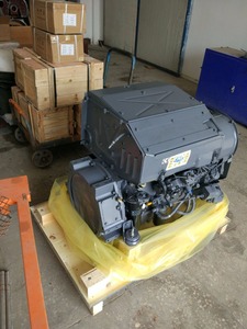 BF4L913ディーゼル913エンジンdeutz空冷4気筒ターボチャージ