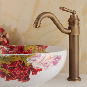 Rubinetto per Lavabo da <span class=keywords><strong>Bagno</strong></span> Classico in Ottone Anticato Montato sul Piano Miscelatore Acqua Calda e Fredda XR-GZ-8020 Vendita all'Ingrosso - Product Image 3