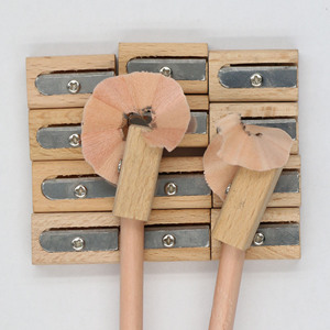 Aiguisoir de crayons en <span class=keywords><strong>bois</strong></span> de hêtre, autoferme, à trou unique, OEM - Product Image 4