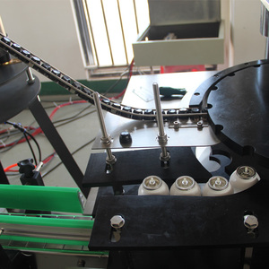 אוטומטי תרסיס ספריי פחיות מילוי מכונה - Product Image 4