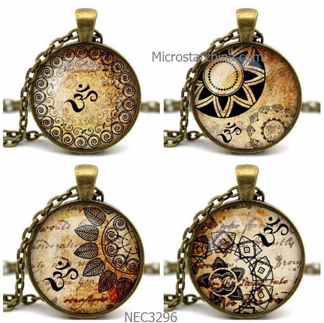 2016 EN STOCK Joyería de Moda Las Mujeres Universo Media Luna Galaxy Collar Simple