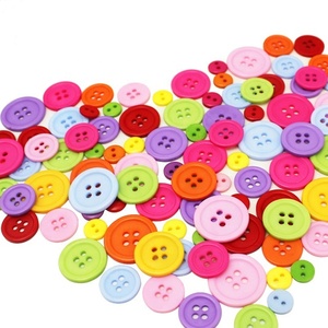 Étiquettes <span class=keywords><strong>à</strong></span> coudre avec logo personnalisé, boutons en résine, couleurs vert et bleu, pour vêtements d'enfants - Product Image 5