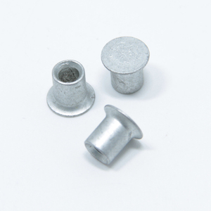 Rivets <span class=keywords><strong>auto</strong></span>-perforants en acier foncé SPR pour la réparation de carrosserie automobile - Product Image 2