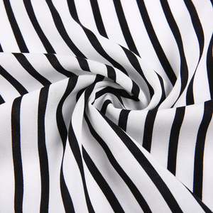 Vải cotton poplin in họa tiết sọc đen trắng, chất liệu rayon dệt chuyên nghiệp, 100% cotton - Product Image 3