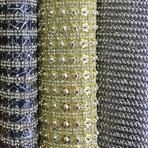 Fábrica de revisión de hierro <span class=keywords><strong>en</strong></span> diamantes de imitación de cristal de <span class=keywords><strong>strass</strong></span> de etiqueta de rollo de malla - Product Image 1