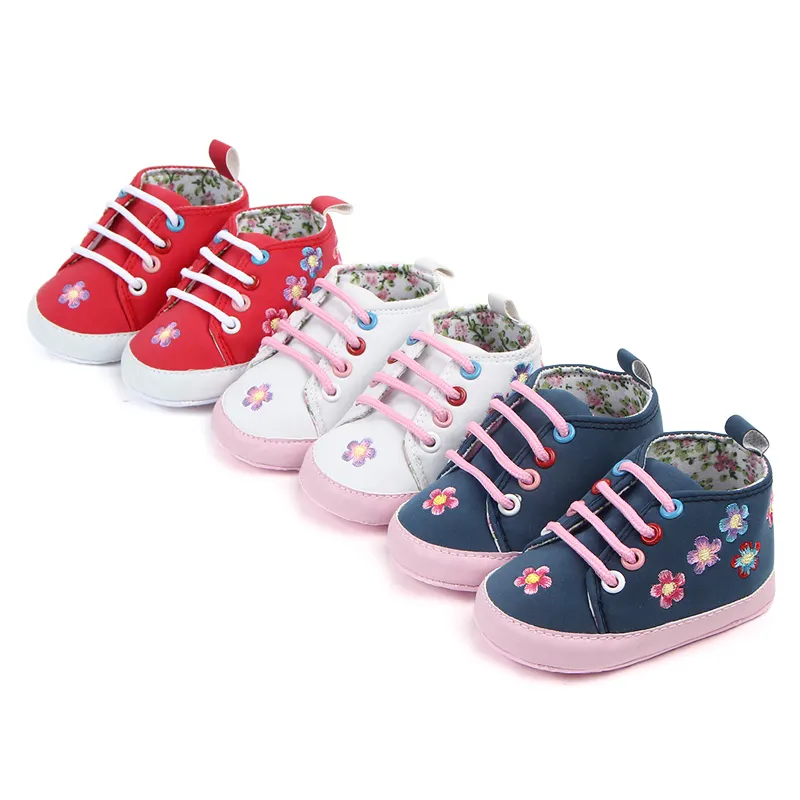High quality beautiful embroidered flowers soft newborn baby girl shoes kids girl toddler
