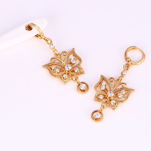 25216 la joyería más nueva popular chapado en oro de alta calidad en forma de <span class=keywords><strong>mariposa</strong></span> pendientes para señoras - Product Image 3