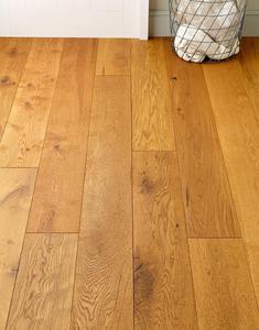 <span class=keywords><strong>Parquet</strong></span> en bois de chêne blanc vieilli, surface brossée en fil profond fumé de 12 mm - Product Image 1