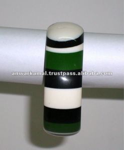 Bracelets noirs et blancs de résine de vente chaude pour des parties et le mariage - Product Image 2