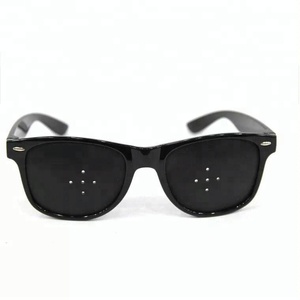 Gafas de fiesta para el cuidado de los ojos, de China, con tres puntos redondos, 2021 - Product Image 1