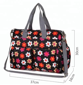 Nuevo multifuncional bolsas <span class=keywords><strong>de</strong></span> <span class=keywords><strong>pañales</strong></span> <span class=keywords><strong>de</strong></span> alta calidad maternidad momia Nappy flor estilo mamá cochecito <span class=keywords><strong>de</strong></span> bebé - Product Image 2