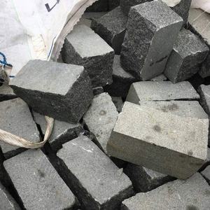 Bloques de Granito Negro Natural GB9, Acabado Martillado y Flameado, para Pavimentación, Ladrillos, Alta Resistencia, Bajo Contenido de Agua, Ucrania - Product Image 3