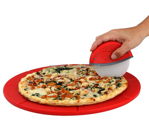 4 En 1 Preparación <span class=keywords><strong>de</strong></span> la pasta herramienta cortador <span class=keywords><strong>de</strong></span> <span class=keywords><strong>pizza</strong></span> Rueda <span class=keywords><strong>de</strong></span> corte - Product Image 2