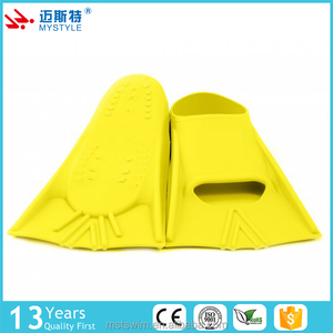 Alt fiyat ticaret güvencesi silikon çocuklar yüzgeçleri palet fin yüzgeçleri - Product Image 5