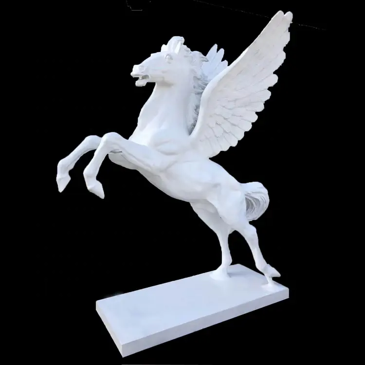 Grandi animali in fibra di vetro cavallo bianco all'aperto con sculture di ali scultura di cavallo volante in resina