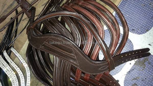 Stylish Western-Style <b>Horse</b> Saddle Bag with Fancy <b>Lead</b> <b>Rope</b> New Leather Halter & Raised Bridle for Riding & Racing - Product Image 2