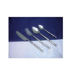 Juego de Cubiertos de regalo promocional Nordic Vintage Classic Look Mirror Polish Cubertería Antigua/Juego de cubiertos de 4 piezas - Product Image 1