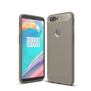 2018 de silicona cubierta del teléfono móvil para <span class=keywords><strong>oneplus</strong></span> <span class=keywords><strong>3</strong></span> <span class=keywords><strong>3</strong></span> t suave fibra de carbono TPU caso para <span class=keywords><strong>oneplus</strong></span> 5 T 5 caso - Product Image 6