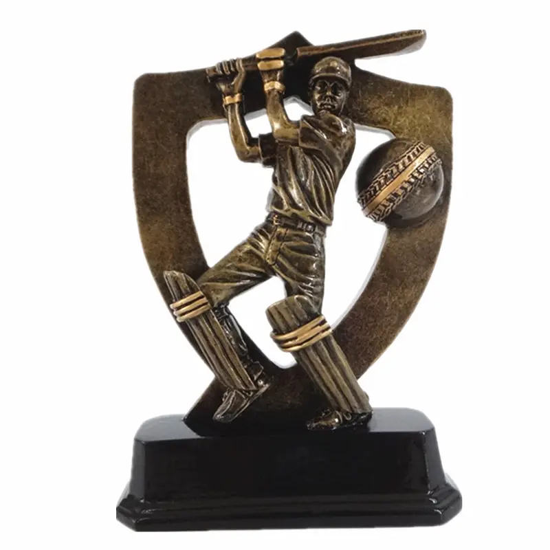 Reçine canlı kriket oyuncusu hareket heykeli kalkan kriket kupa