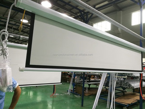 Pantalla de Proyección Motorizada Eléctrica para Cine en Casa de <span class=keywords><strong>Gran</strong></span> Tamaño de Fábrica, Pantalla de Proyección de 250-300 Pulgadas - Product Image 3