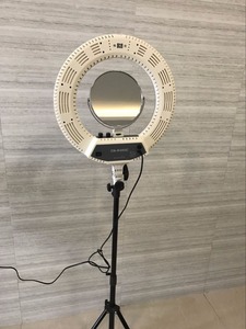 Luce LED Nanguang CN-R480C con 480 LED Bicolore per Fotografia e Video - Product Image 5