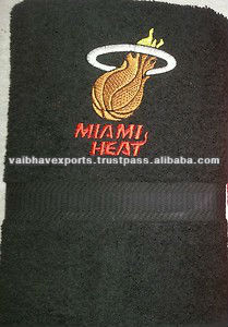 Custom Logo Extra Large Eco-Friendly Microfiber Gym Sports <b>Towel</b> <b>Quick</b> <b>Dry</b> for Outdoor <b>Travel</b> and Fitness Woven Technique - Product Image 3